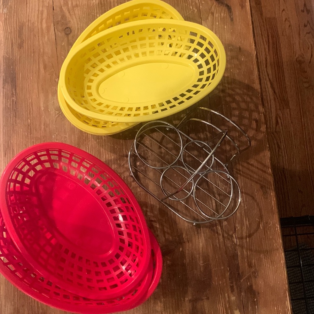 3 yellow, 3 red plastic 50 style lunch baskets with condiment & napkin stand